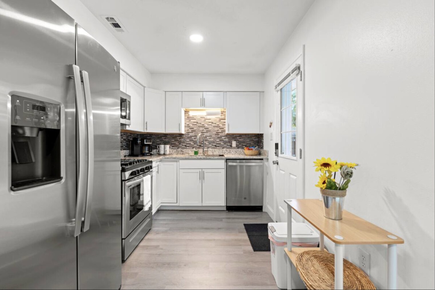 Building Photo - 3204 NW 10th St