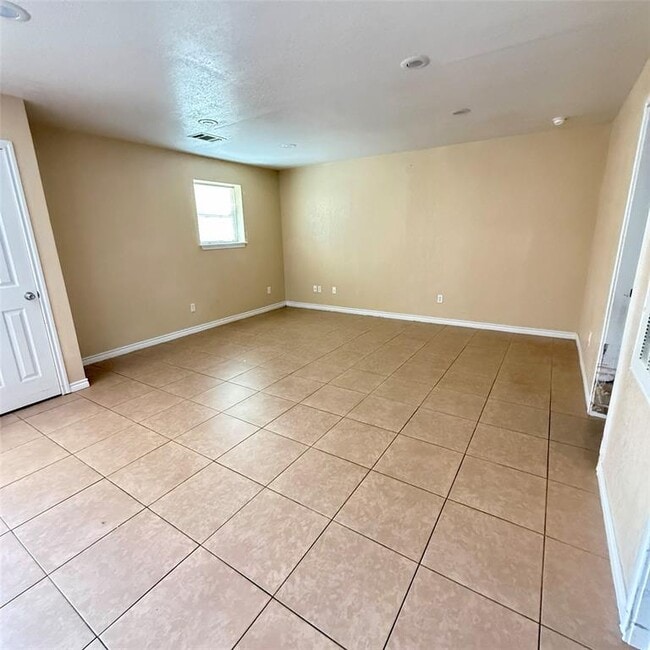 Building Photo - 5945 FM 1459 Rd