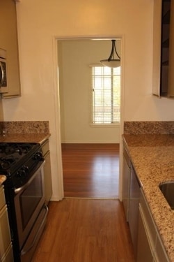 Interior Photo - 124 S. Reeves Drive