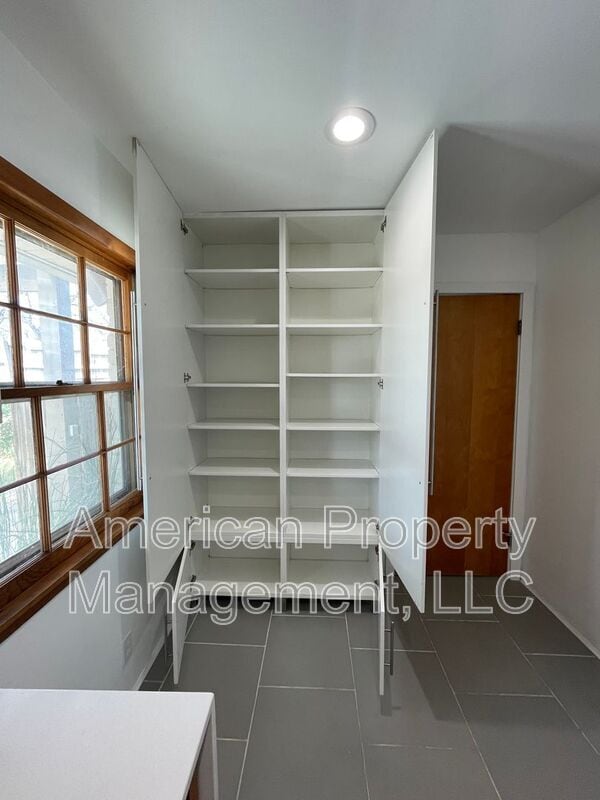 Building Photo - 3756 S Braden Pl