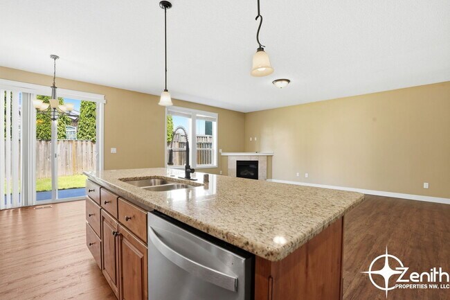 Building Photo - 4608 NE 91st Way