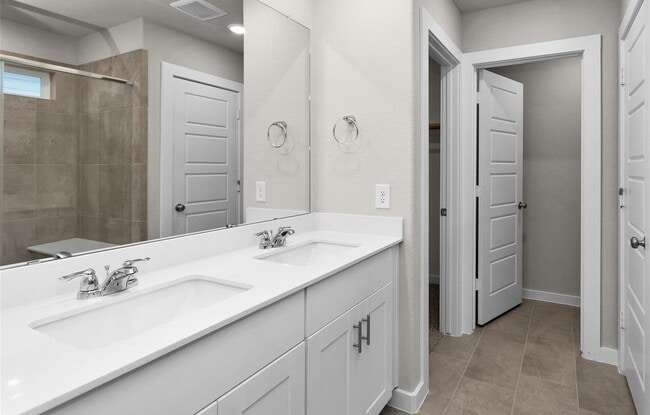 Building Photo - 18612 Hillswood Dr