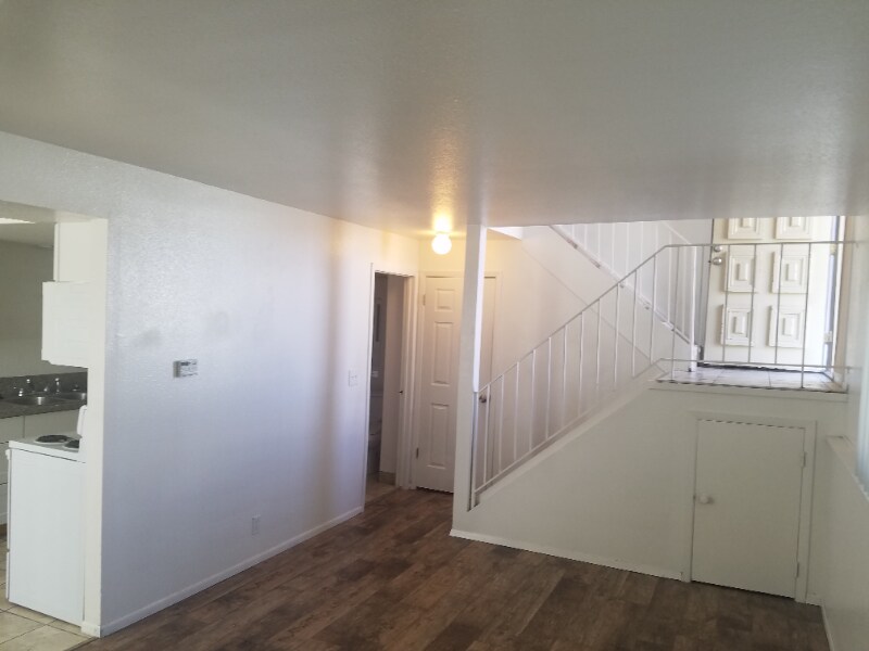 Building Photo - 309 N 100 E