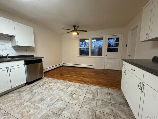 Building Photo - 100 Dowd St