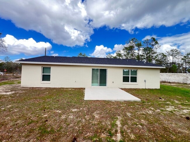 Building Photo - BEAUTIFUL 3 BD/2BA Home in Ocklawaha!!