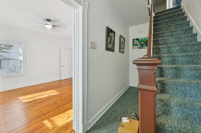 Building Photo - 74 Forest St