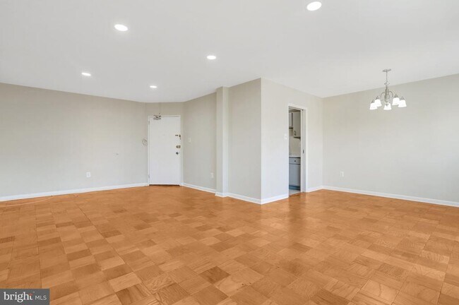 Building Photo - 1830 Columbia Pike