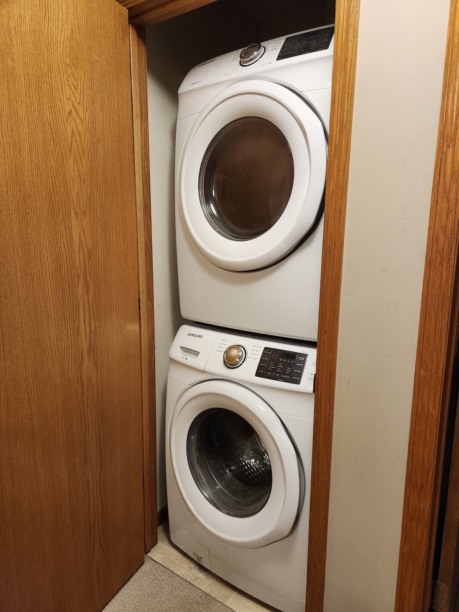 Stacked front loads upstairs - 604 Bradbury Cir