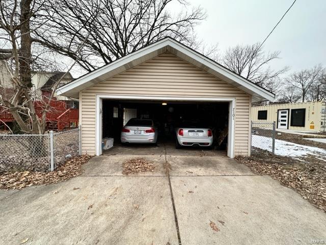 Building Photo - 7101 Ellendale Pl