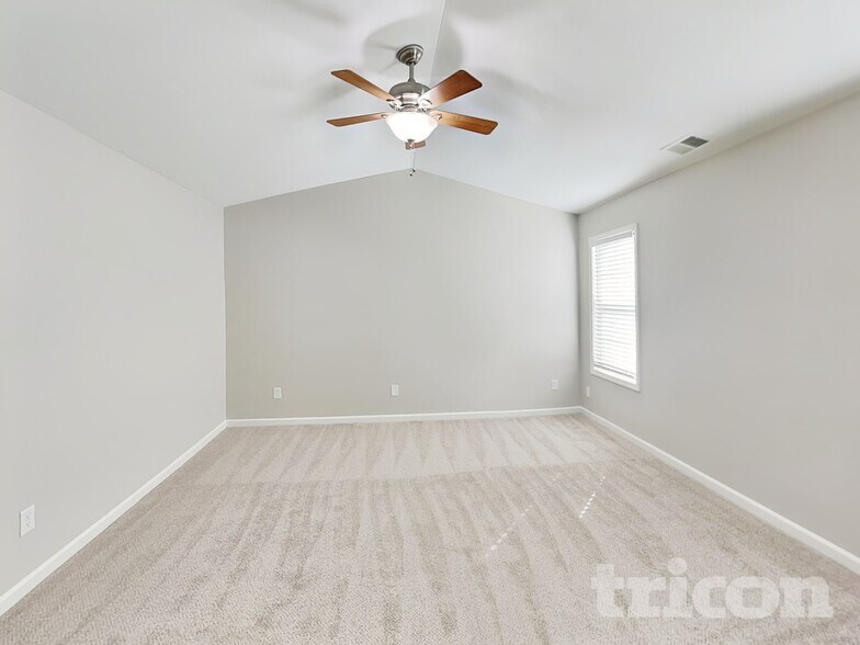 Building Photo - 2820 Oasis Ln