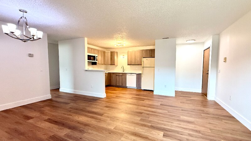 Building Photo - 15125 Seagull Dr