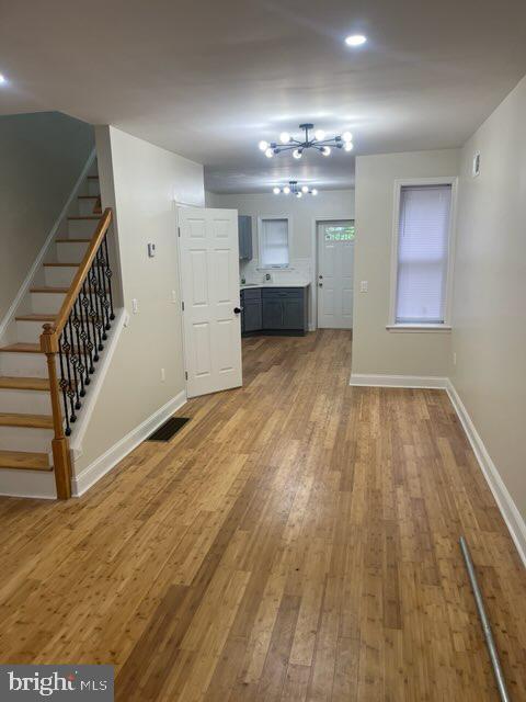 Building Photo - 548 N Paxon St