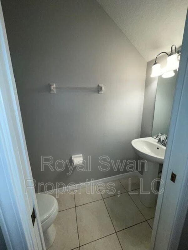 Building Photo - 4217 Winding Vine Dr