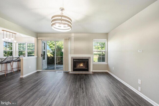 Building Photo - 131 Gleneagles Dr