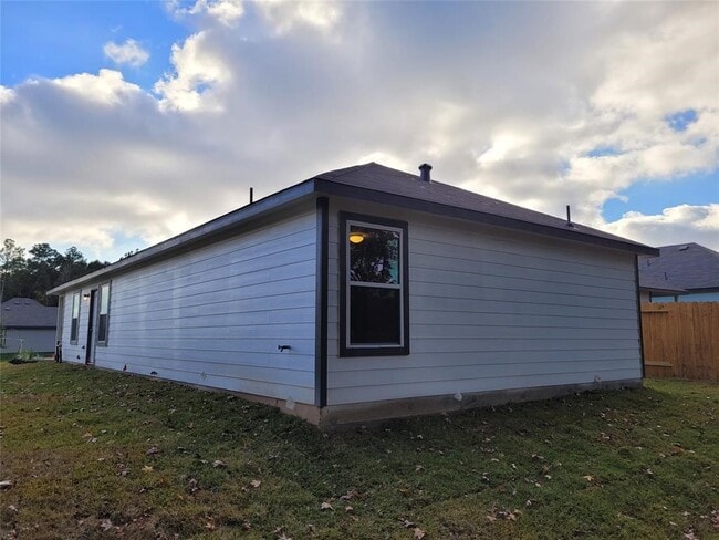 Building Photo - 12946 Sorrento Bay Dr