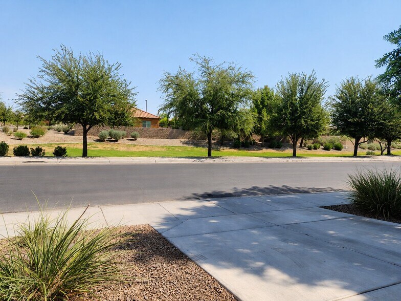 Building Photo - 3693 E Rakestraw Ln