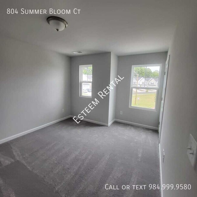 Building Photo - 804 Summer Bloom Ct