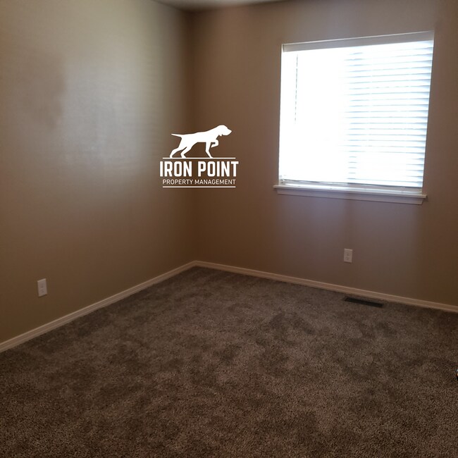 Building Photo - 886BONSAI