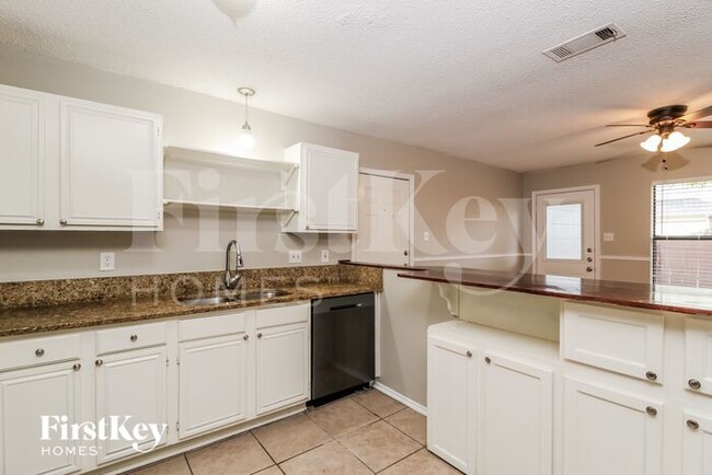 Building Photo - 4417 Cordova Ln