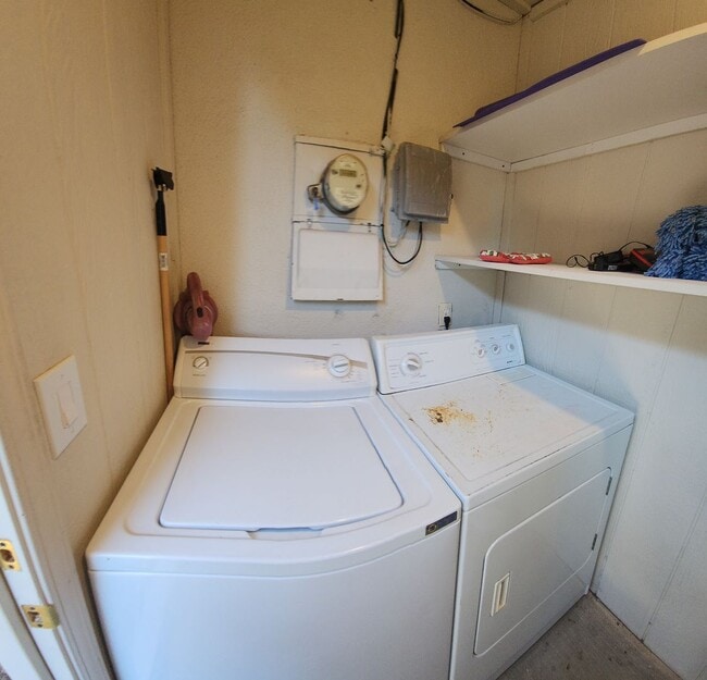 Building Photo - Great 3 bedroom 2 bath home in SLO for rent