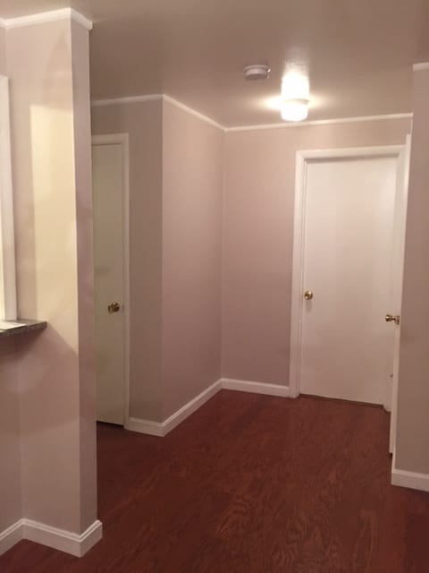 Hallway - 35 Berlin St