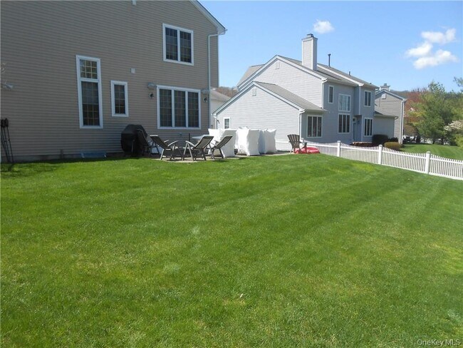 Building Photo - 80 Landmark Ct