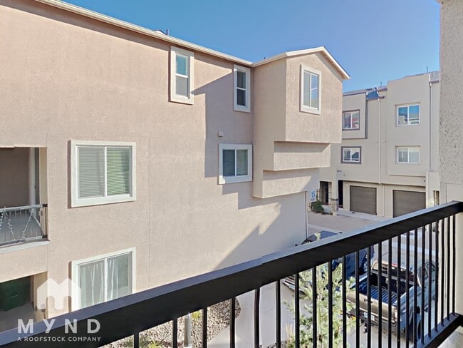 Building Photo - 2988 Silver River Ln