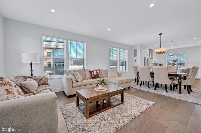 Building Photo - 1249 Northside Park Blvd