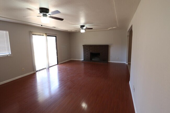 Building Photo - 160 W Portland Ave