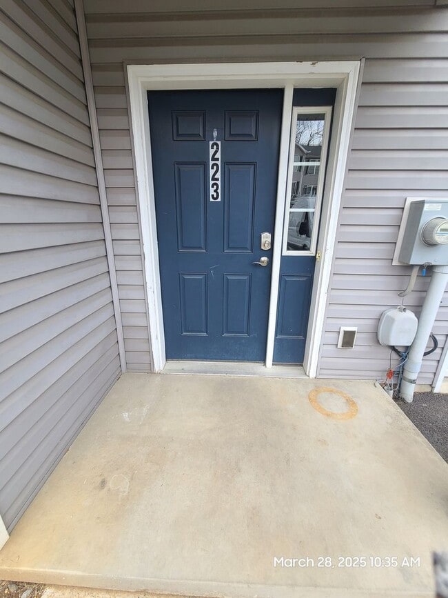 Building Photo - 3 Bedroom Townhome for Rent in Waynesboro