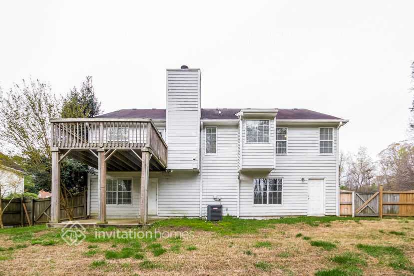 Building Photo - 2095 Oakpointe Ct