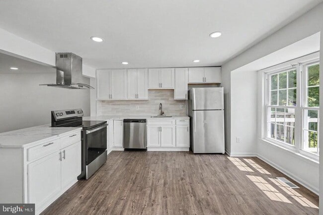 Building Photo - 13803 Laura Ratcliff Ct