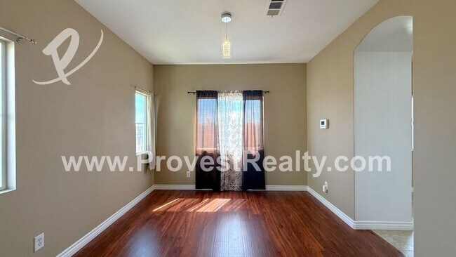 Building Photo - 15015 Kitfox Ln