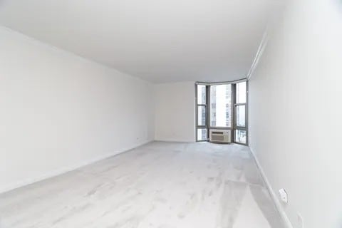 Building Photo - 1340 N Dearborn St