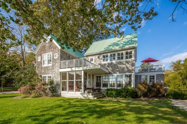 Building Photo - 69 Fresh Pond Rd