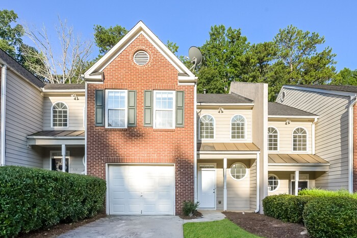 Primary Photo - 336 Parkview Manor Dr
