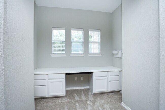 Building Photo - 21719 China Green Dr