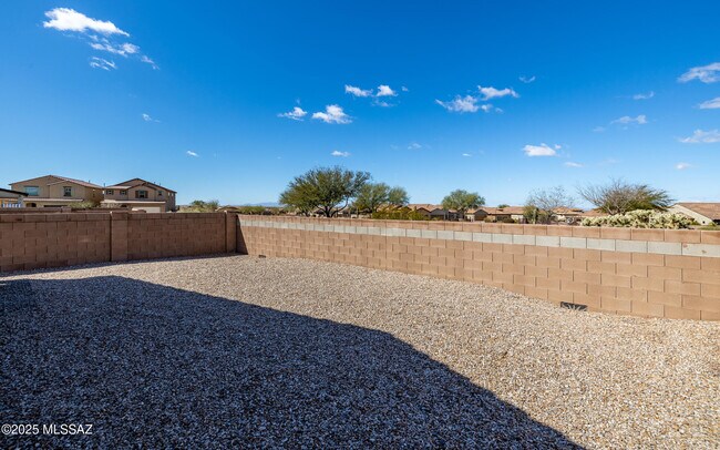 Building Photo - 10324 S Barlow Way