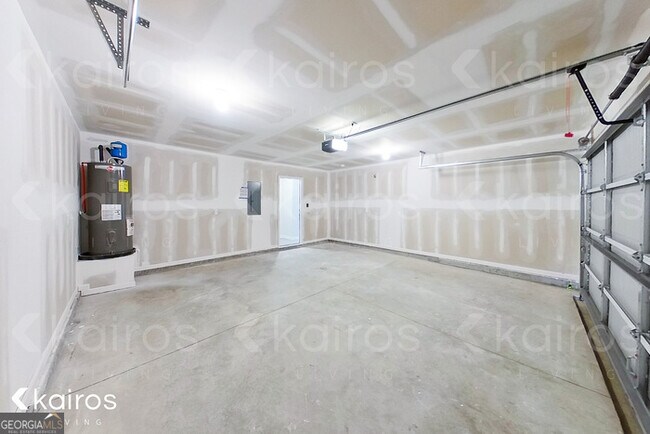 Building Photo - 15 Duluth Dr