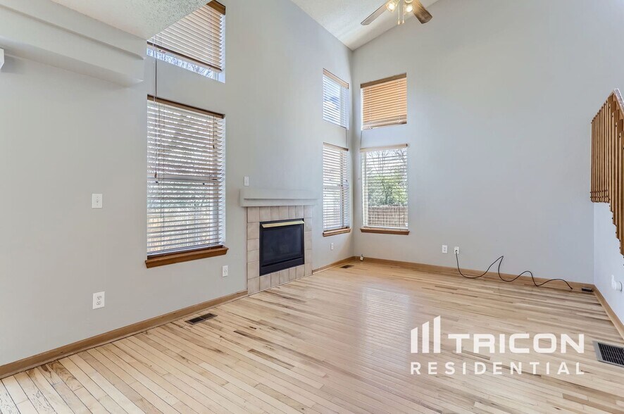 Building Photo - 8852 Clover Meadow Ln