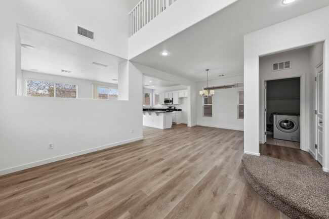 Building Photo - Beautiful Providence 3 Bedroom + Loft Home