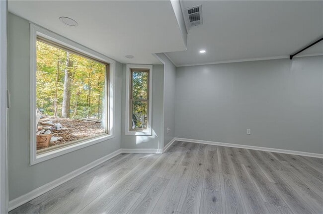 Building Photo - 435 Little Pines Ct