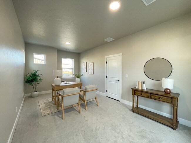 Building Photo - 6273 S Binky Ave