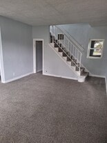 Building Photo - 1613 Jackson Ave