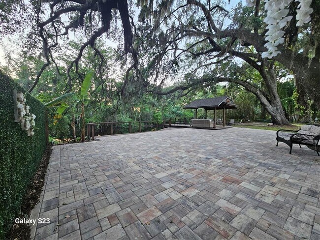 Building Photo - 3148 Boggy Terrace Dr