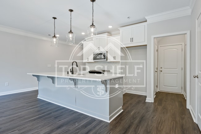 Building Photo - 3744 Silvery Wy