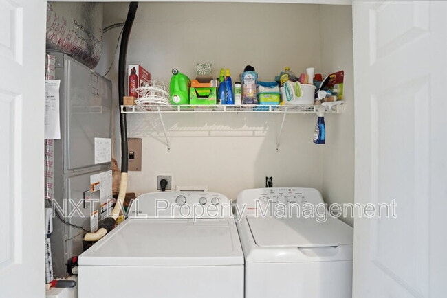 Building Photo - 8402 Matanzas Rd