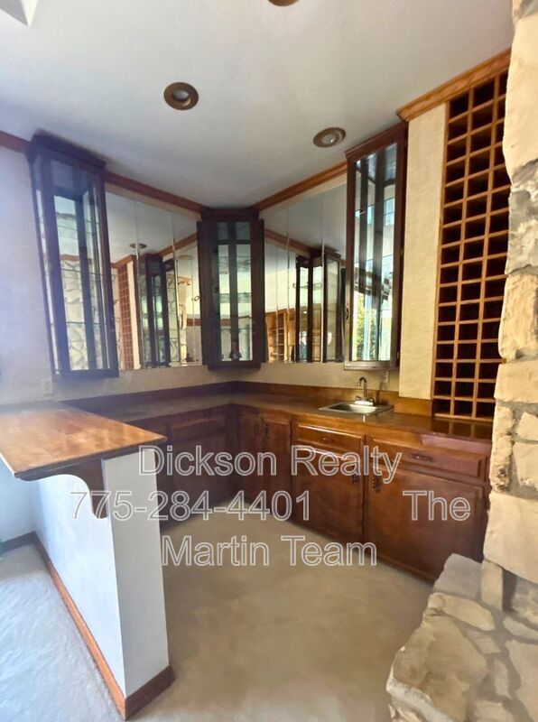 Building Photo - 2795 W Lake Ridge Shores