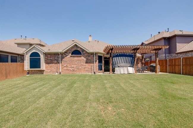 Building Photo - Spectacular Home! Come see Me!! I can be y...