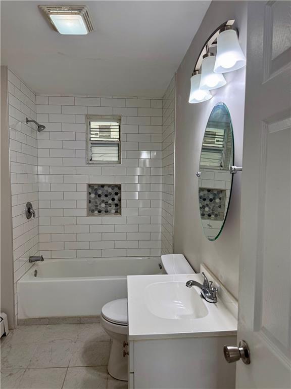 Building Photo - 1-59 Robin St